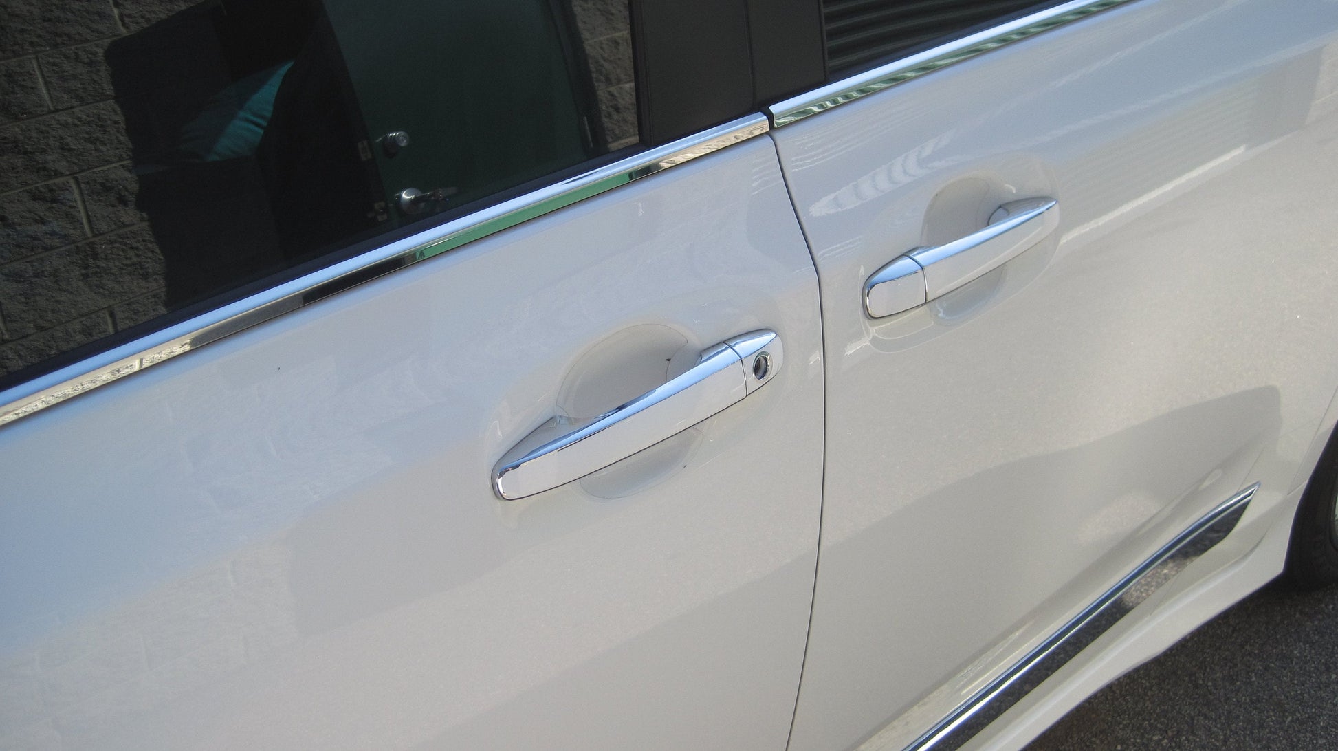 Full Set of Custom Black OR Chrome Door Handle Overlays / Covers For 2011 - 2020 Toyota Sienna - You Choose the Color of the Middle Insert